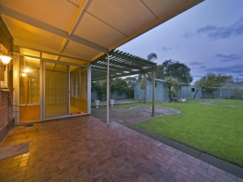 18 Lily Street, Blair Athol SA 5084