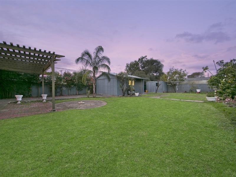 18 Lily Street, Blair Athol SA 5084