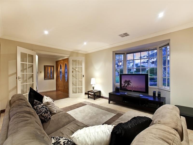 24 Glenburnie Street, Happy Valley SA 5159