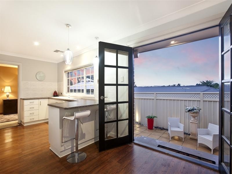 24 Glenburnie Street, Happy Valley SA 5159