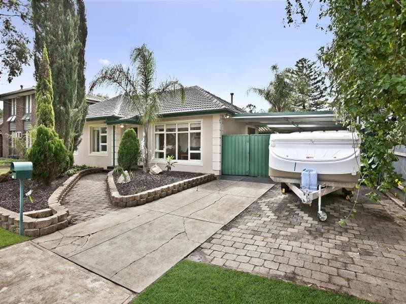1 Farm Drive, Redwood Park SA 5097