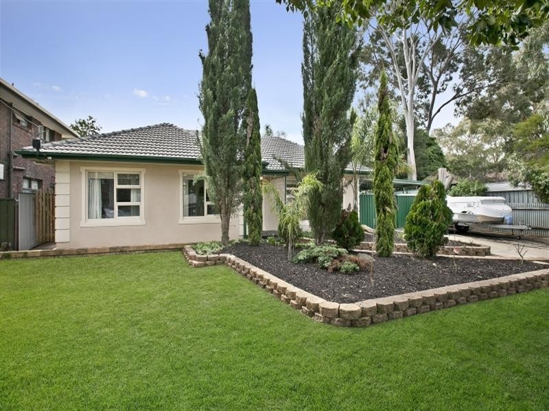 1 Farm Drive, Redwood Park SA 5097
