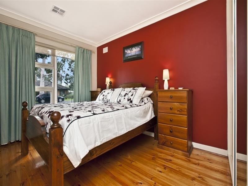 1 Farm Drive, Redwood Park SA 5097