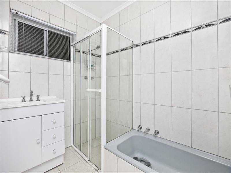 1 Farm Drive, Redwood Park SA 5097