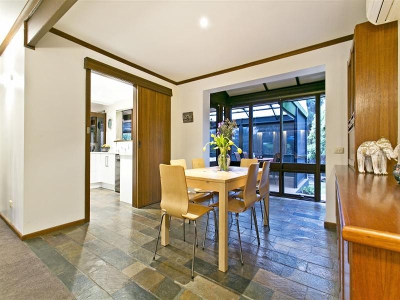 9 Snead Crescent, Fairview Park SA 5126