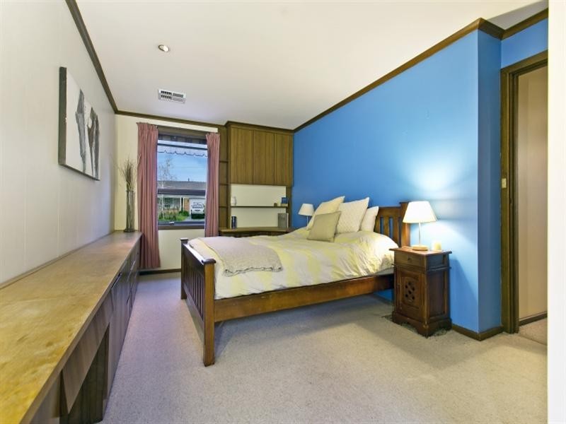 9 Snead Crescent, Fairview Park SA 5126