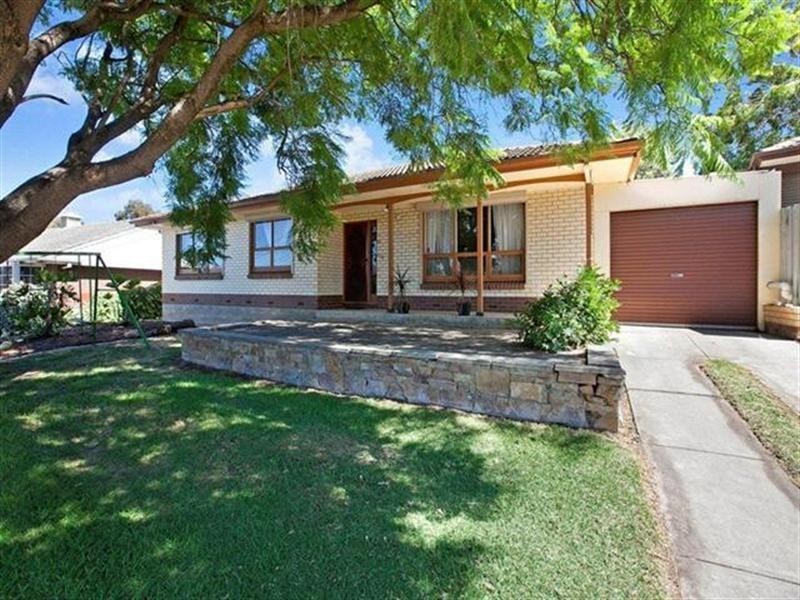 44 Flockhart Avenue, Valley View SA 5093