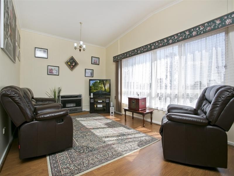 34 Saint Road, Smithfield Plains SA 5114