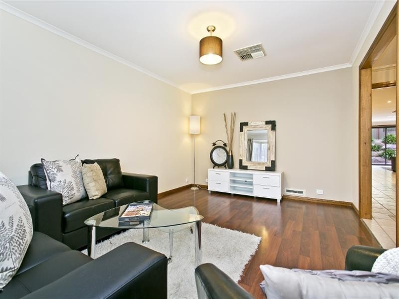 21 Bernacchi Court, Greenwith SA 5125