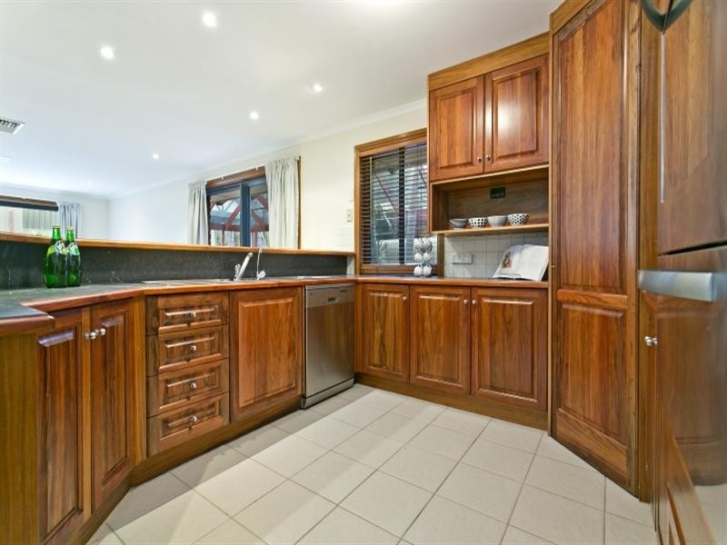 21 Bernacchi Court, Greenwith SA 5125