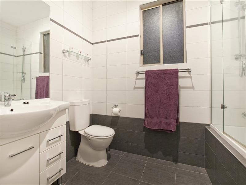 11 Gloucester Avenue, Redwood Park SA 5097