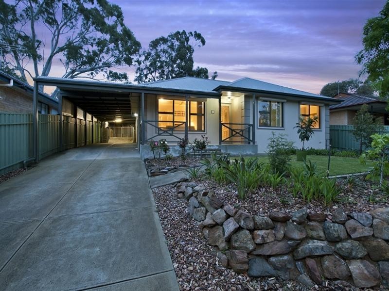 11 Gloucester Avenue, Redwood Park SA 5097