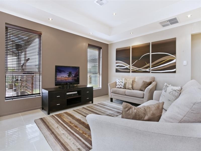 29 Stockade Drive, Walkley Heights SA 5098