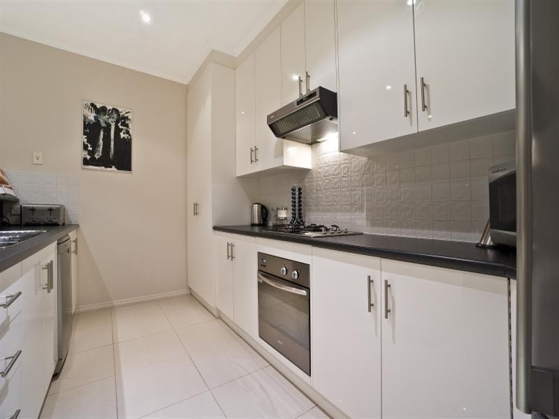 12 Shoalhaven Circuit, Mawson Lakes SA 5095