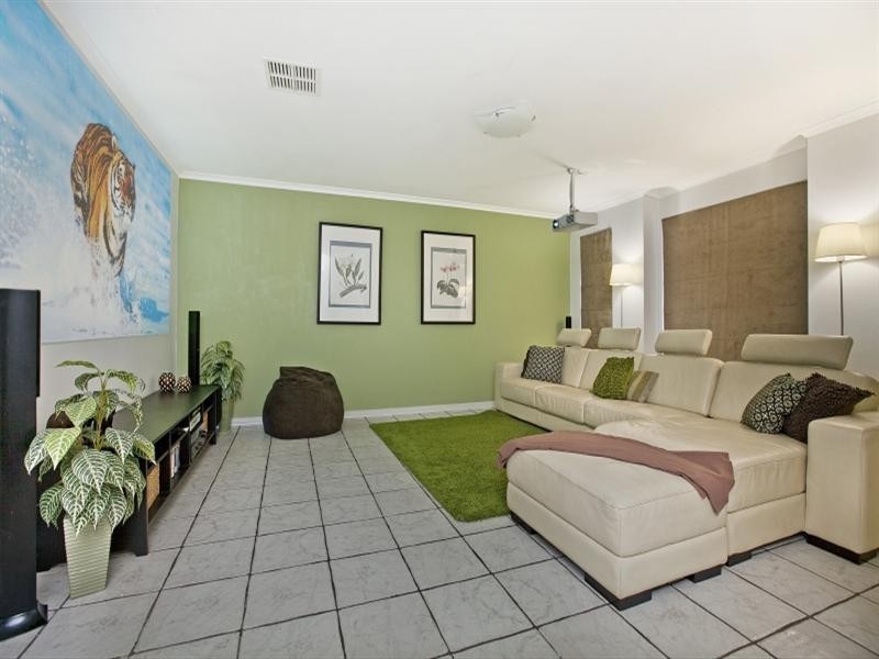 7 Abbey Close, Holden Hill SA 5088