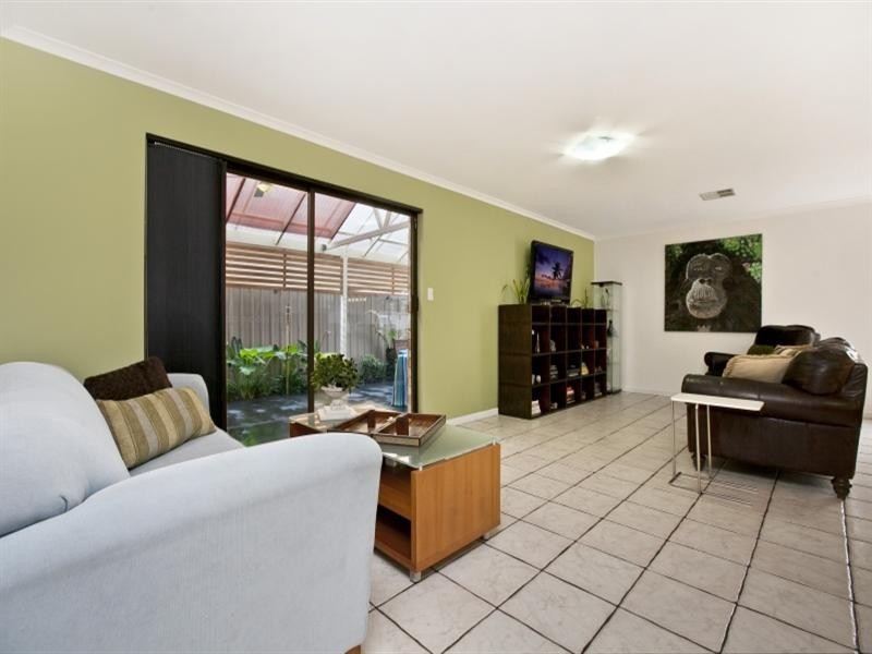 7 Abbey Close, Holden Hill SA 5088