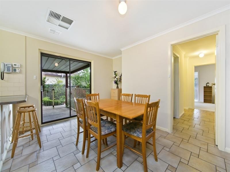 9 Gaylard Crescent, Redwood Park SA 5097