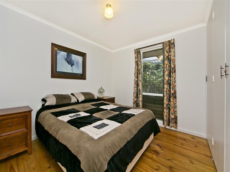 9 Gaylard Crescent, Redwood Park SA 5097