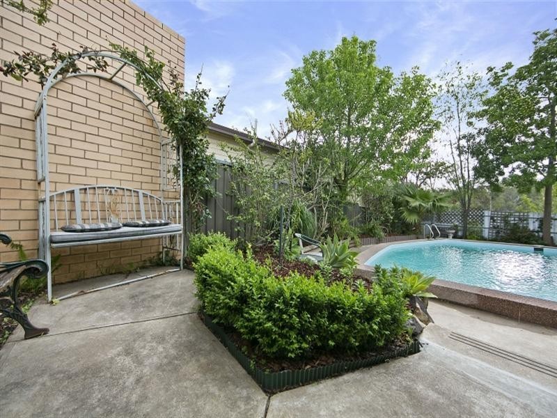 9 Gaylard Crescent, Redwood Park SA 5097