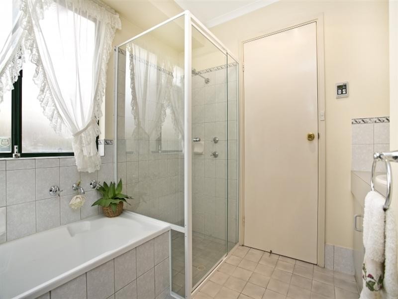 6 Hughes Court, Green fields, Mawson Lakes SA 5095