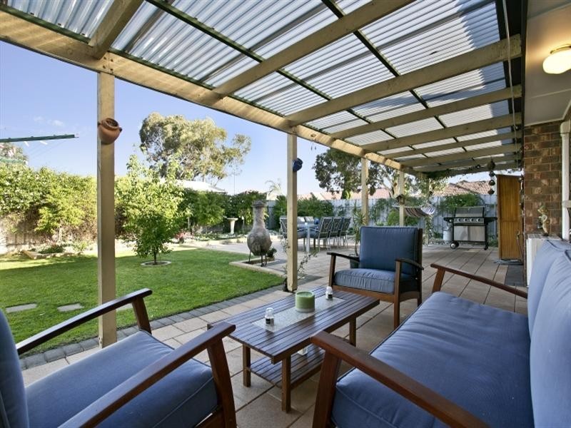 6 Hughes Court, Green fields, Mawson Lakes SA 5095