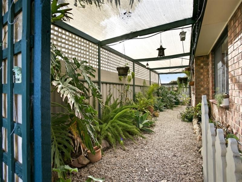 6 Hughes Court, Green fields, Mawson Lakes SA 5095