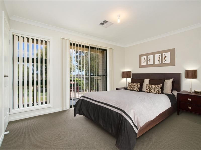 176 Brougham Drive, Valley View SA 5093