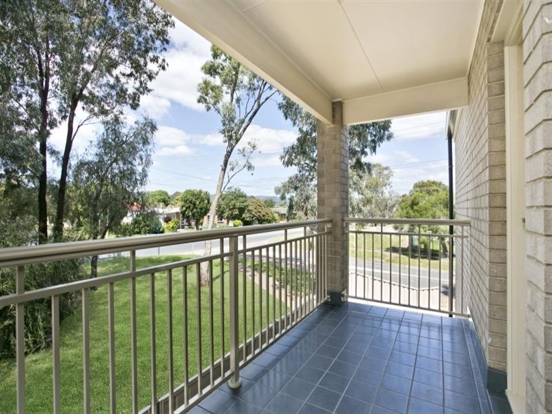 176 Brougham Drive, Valley View SA 5093