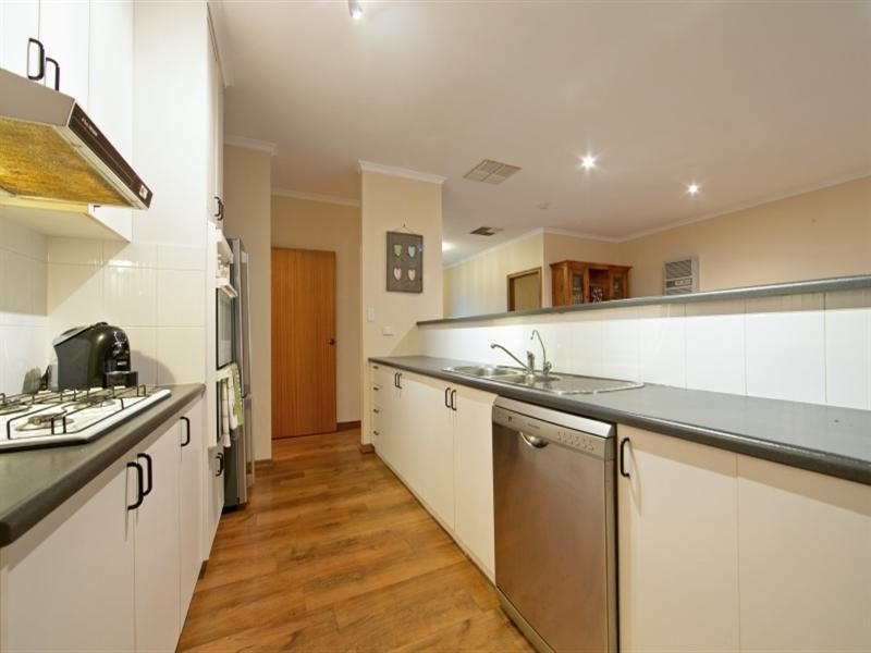 4 Mattingley Court, Golden Grove SA 5125