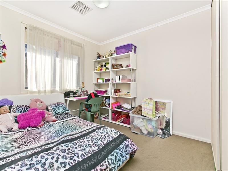 35 Coonawarra Avenue, Andrews Farm SA 5114