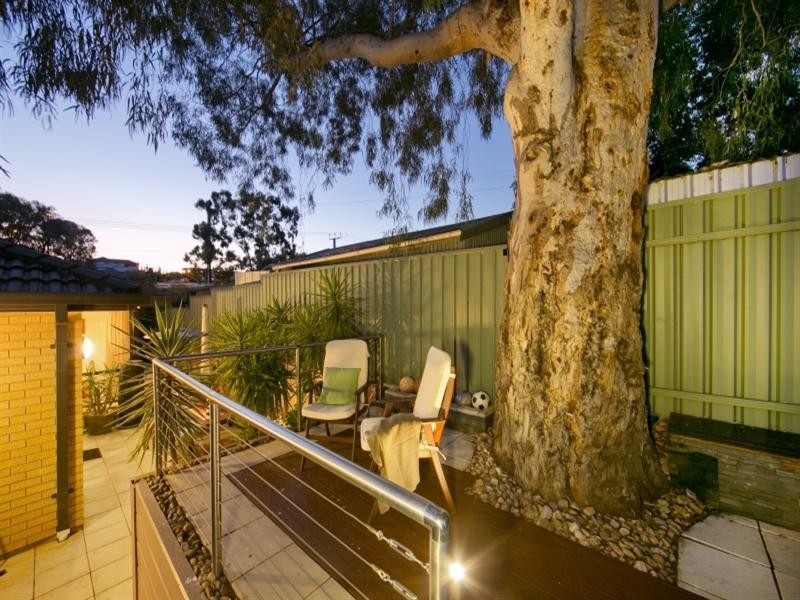 70 Walkleys Road, Valley View SA 5093