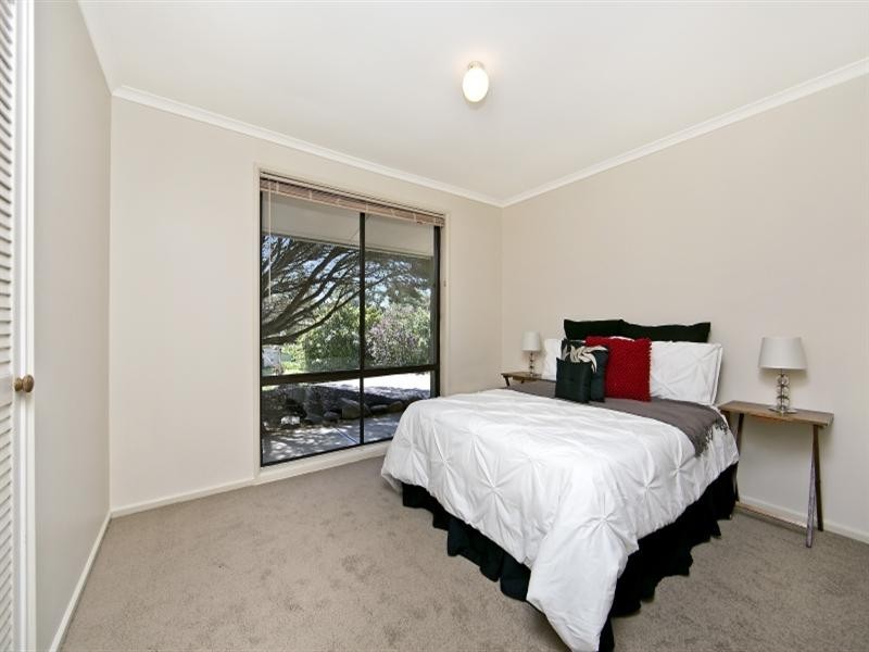 5 Johneff Court, St Agnes SA 5097