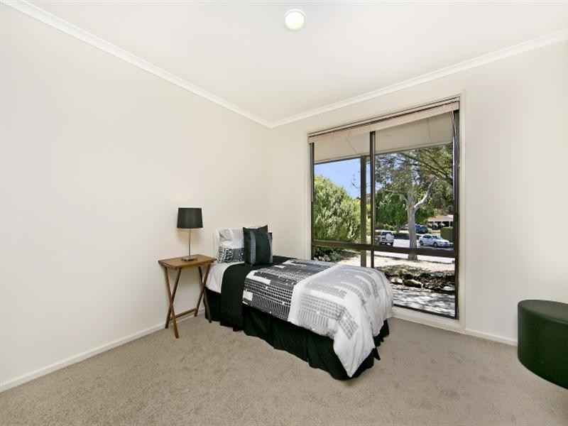 5 Johneff Court, St Agnes SA 5097