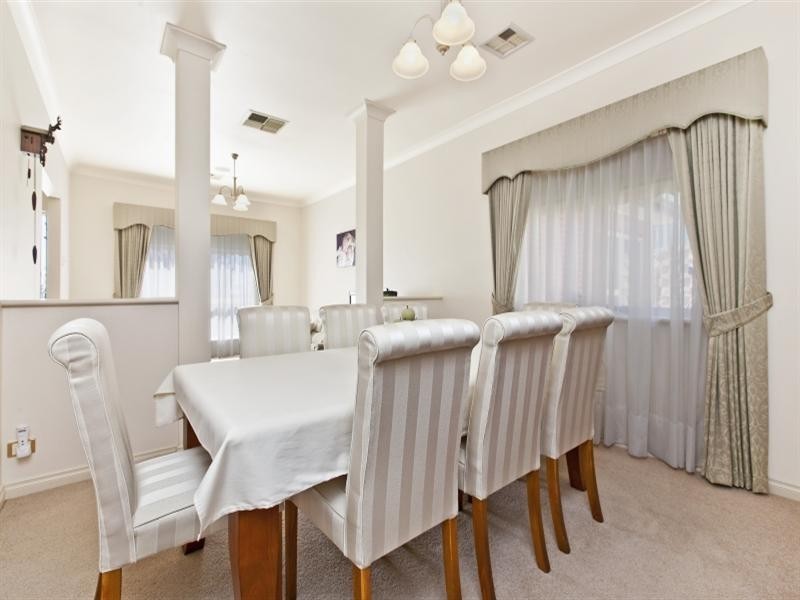 26 Bayview Parade, Gulfview Heights SA 5096