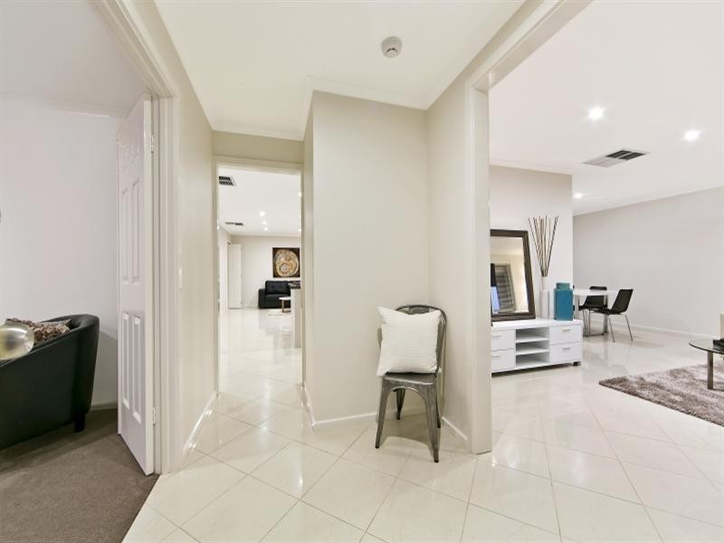 16 Taranaki Court, Greenwith SA 5125