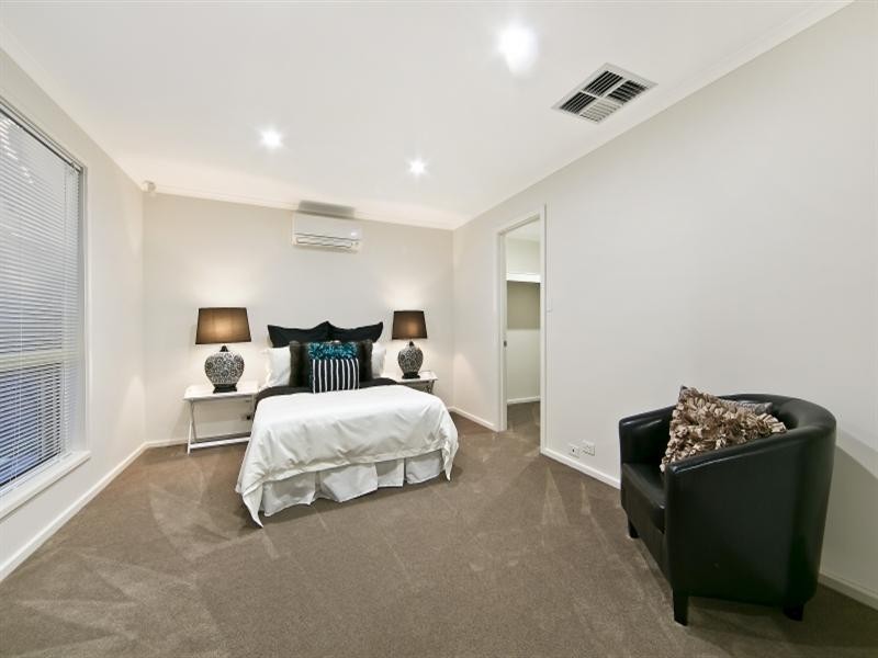 16 Taranaki Court, Greenwith SA 5125