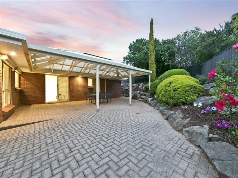 16 Taranaki Court, Greenwith SA 5125