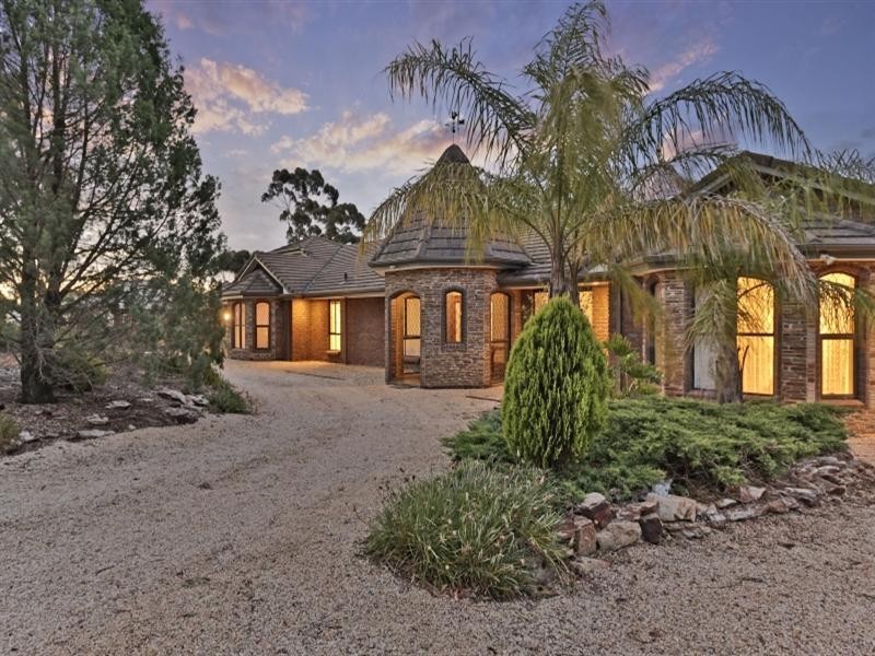 6 Wood Crescent, One Tree Hill SA 5114