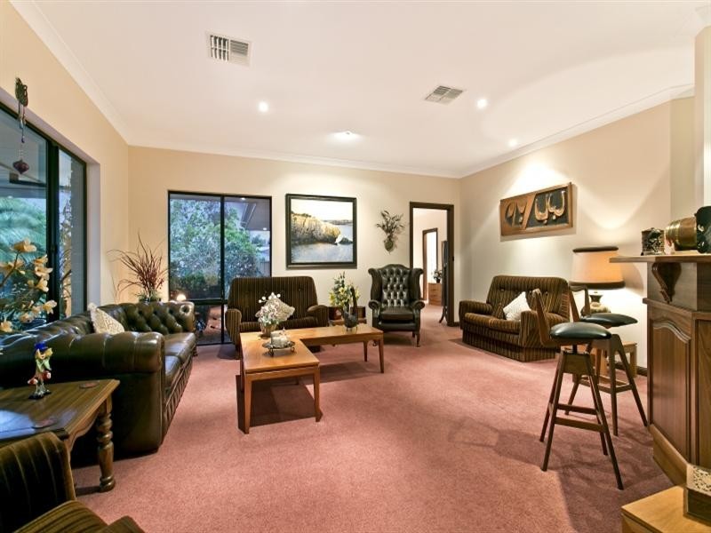 6 Wood Crescent, One Tree Hill SA 5114