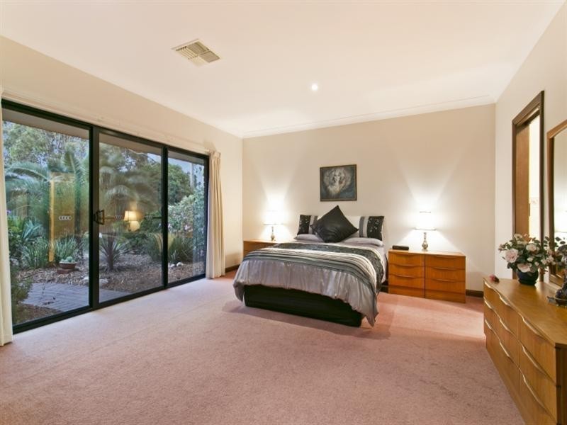 6 Wood Crescent, One Tree Hill SA 5114