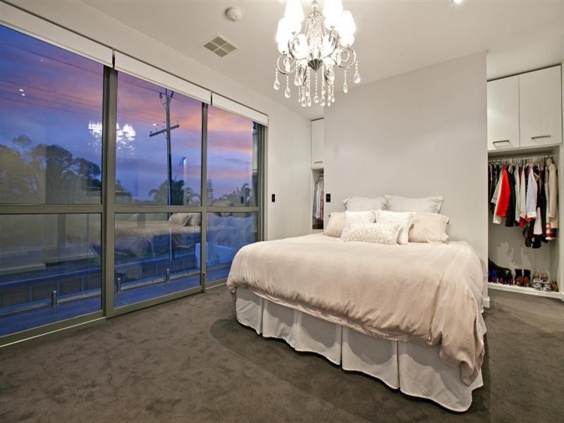 35C Military Road, Tennyson SA 5022