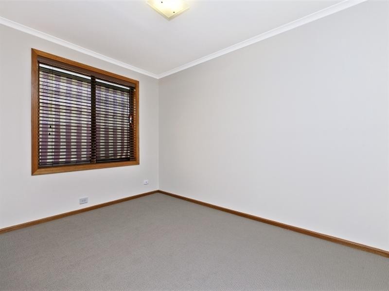 34 Hedgerow Drive, Gulfview Heights SA 5096