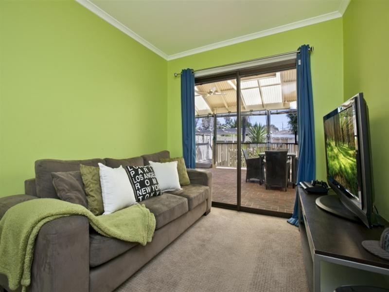 22 Arunta Drive, Salisbury Heights SA 5109