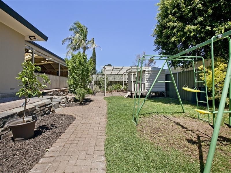 22 Arunta Drive, Salisbury Heights SA 5109