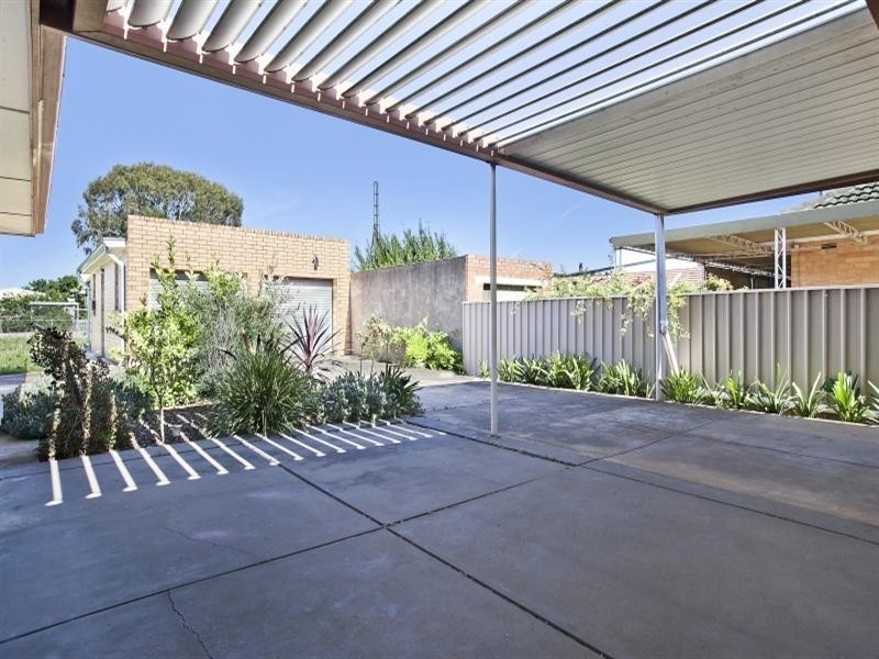 20 Braeside Avenue, Holden Hill SA 5088