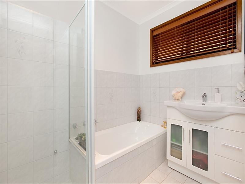 1 Dresden Road, Modbury Heights SA 5092