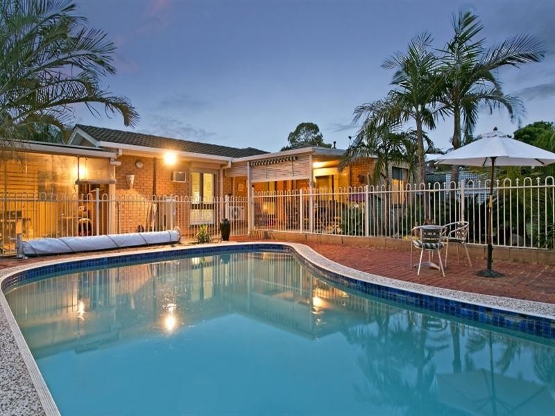 32 Audrey Crescent, Valley View SA 5093