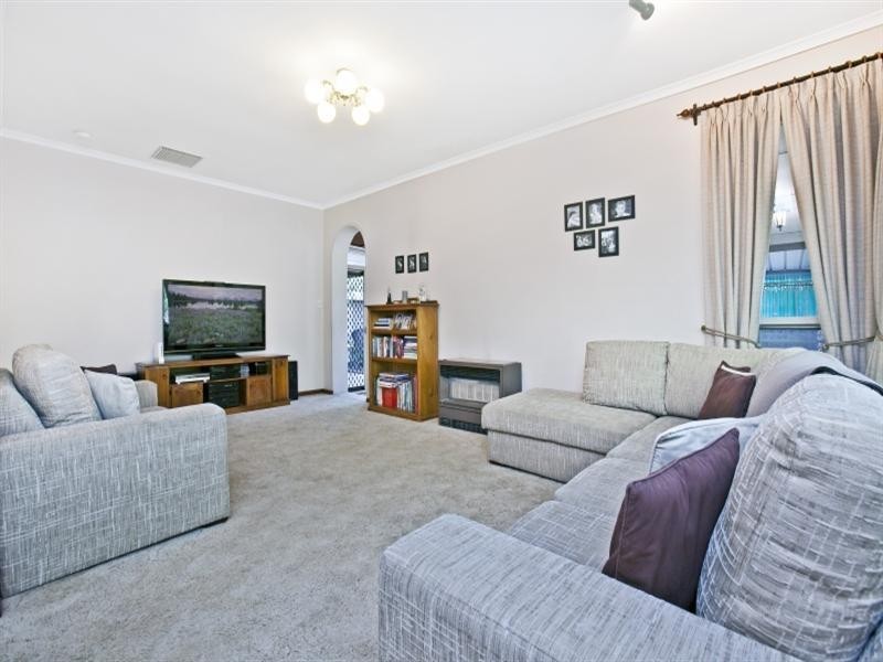 17 Soutchak Street, Fairview Park SA 5126