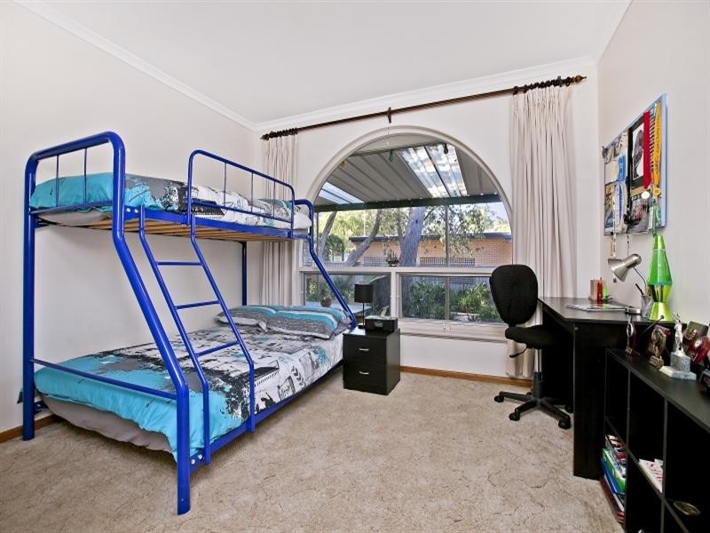 17 Soutchak Street, Fairview Park SA 5126