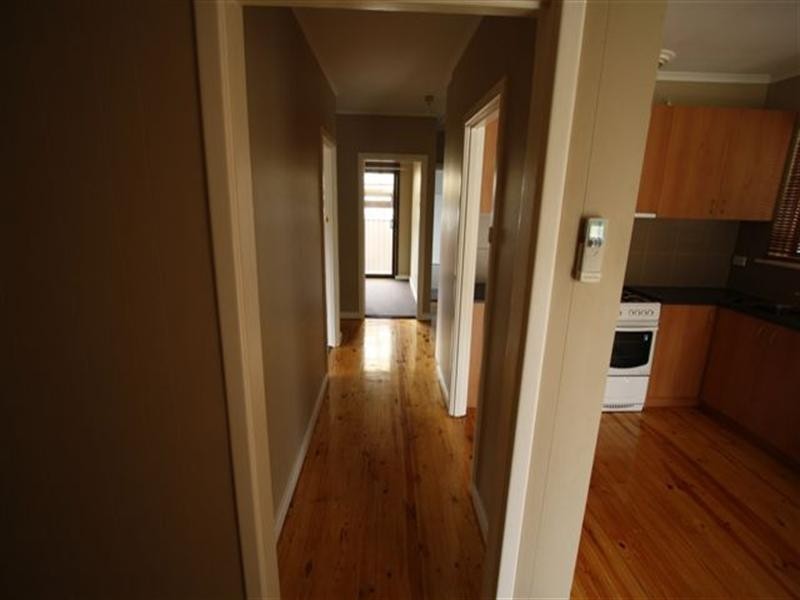 8 Shepherd Street, Ridgehaven SA 5097